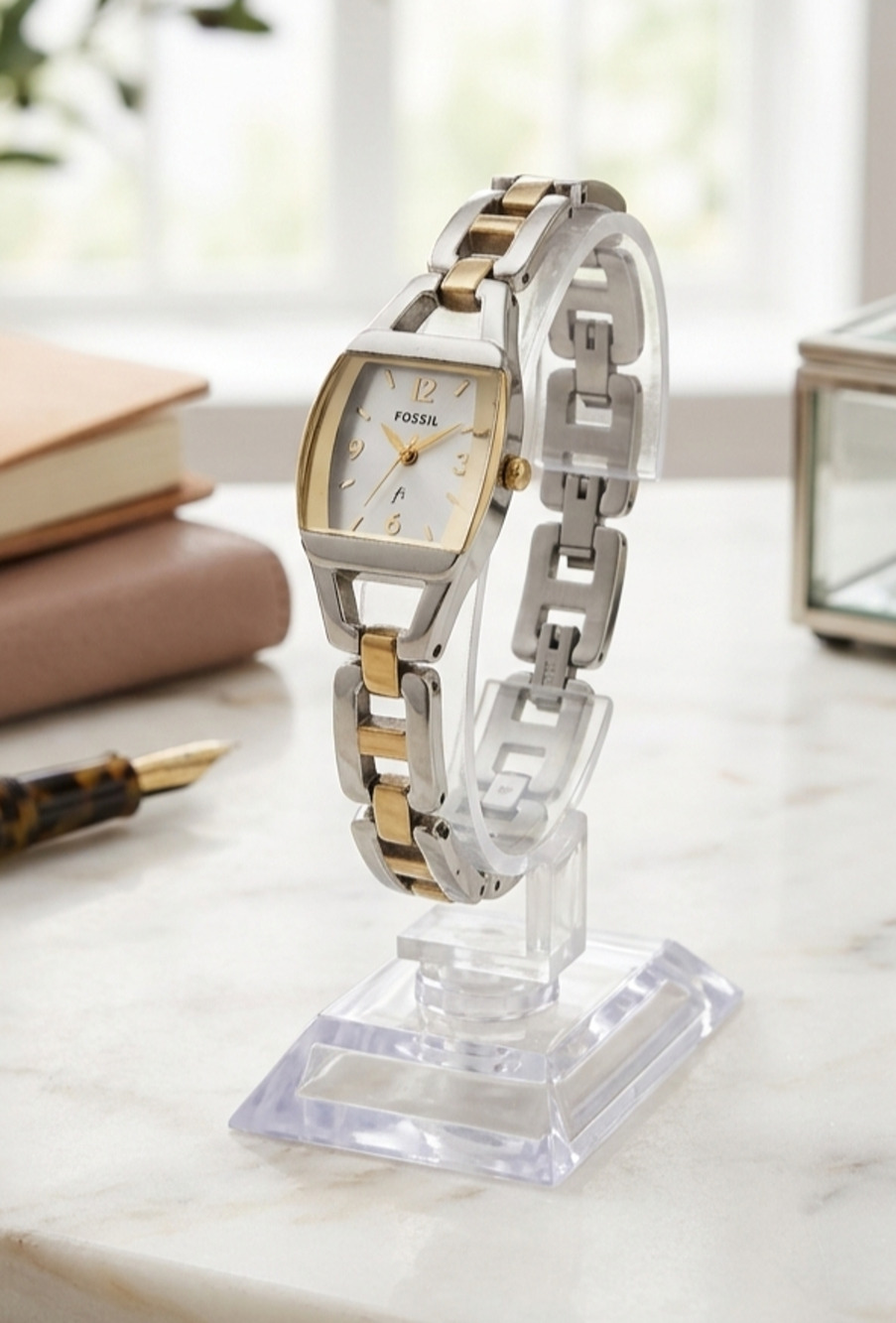 Fossil f2 ES-9410 Womens Watch Two Tone Silver Gold Stainless Steel 6.5" Wrist